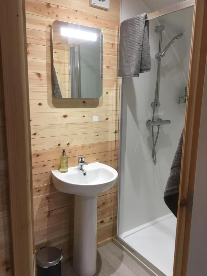 Orchard Luxe Glamping Pod * Dungannon